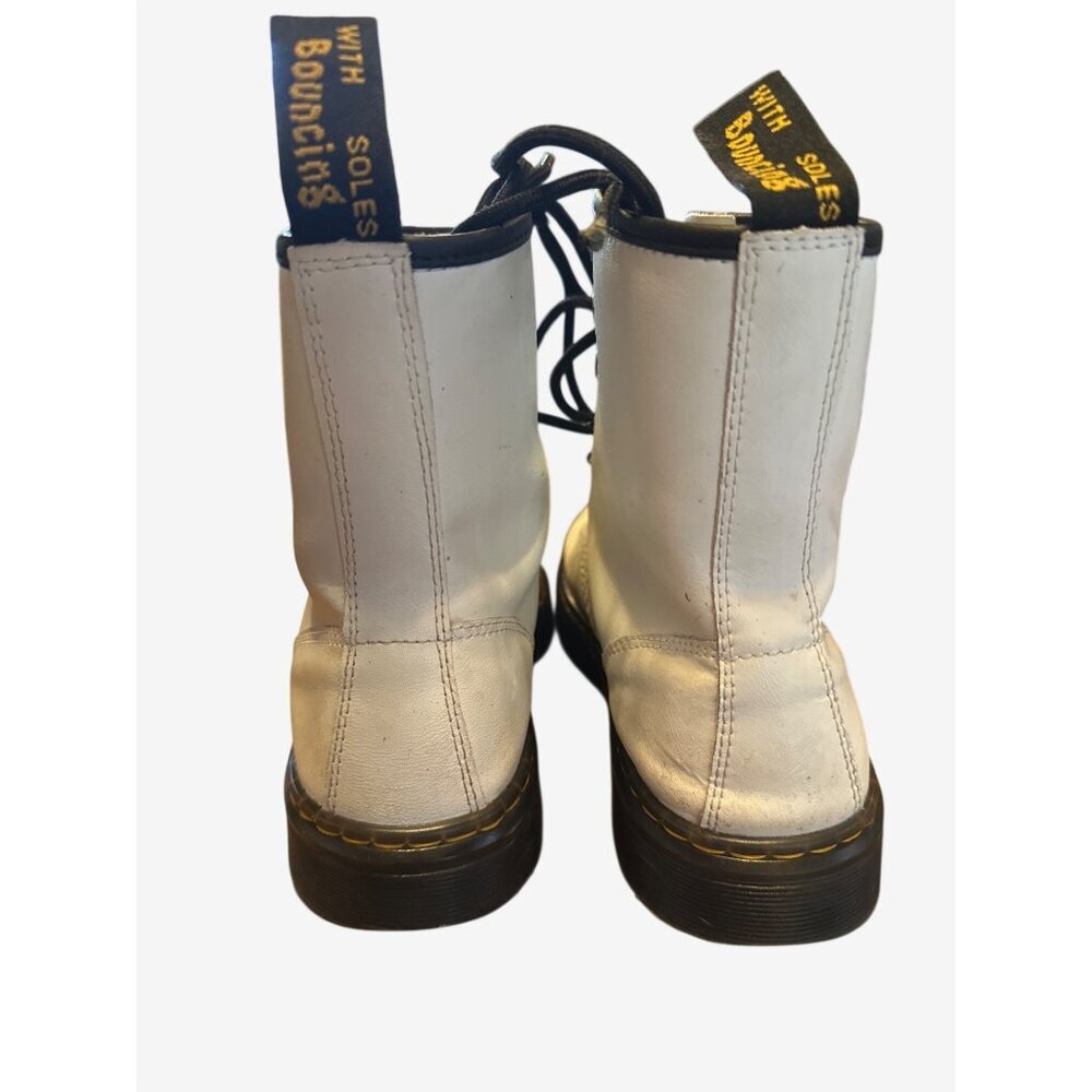 Dr. Martens Zavala White Leather Boots Size 7 US Womens With Air-Cushioned Soles - Picture 4 of 6
